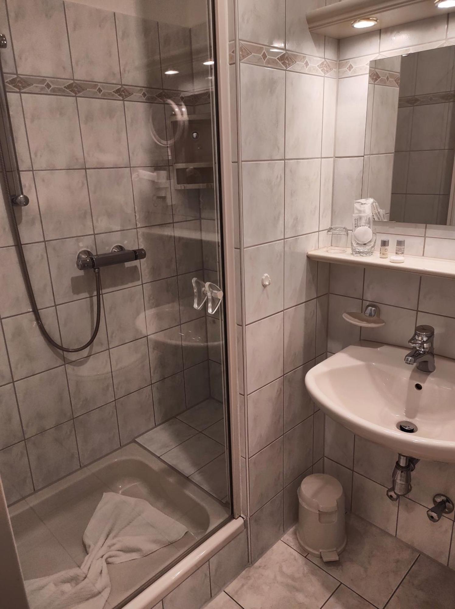 Hotel Weinhof Gross Mackenstedt Stuhr Habitación foto
